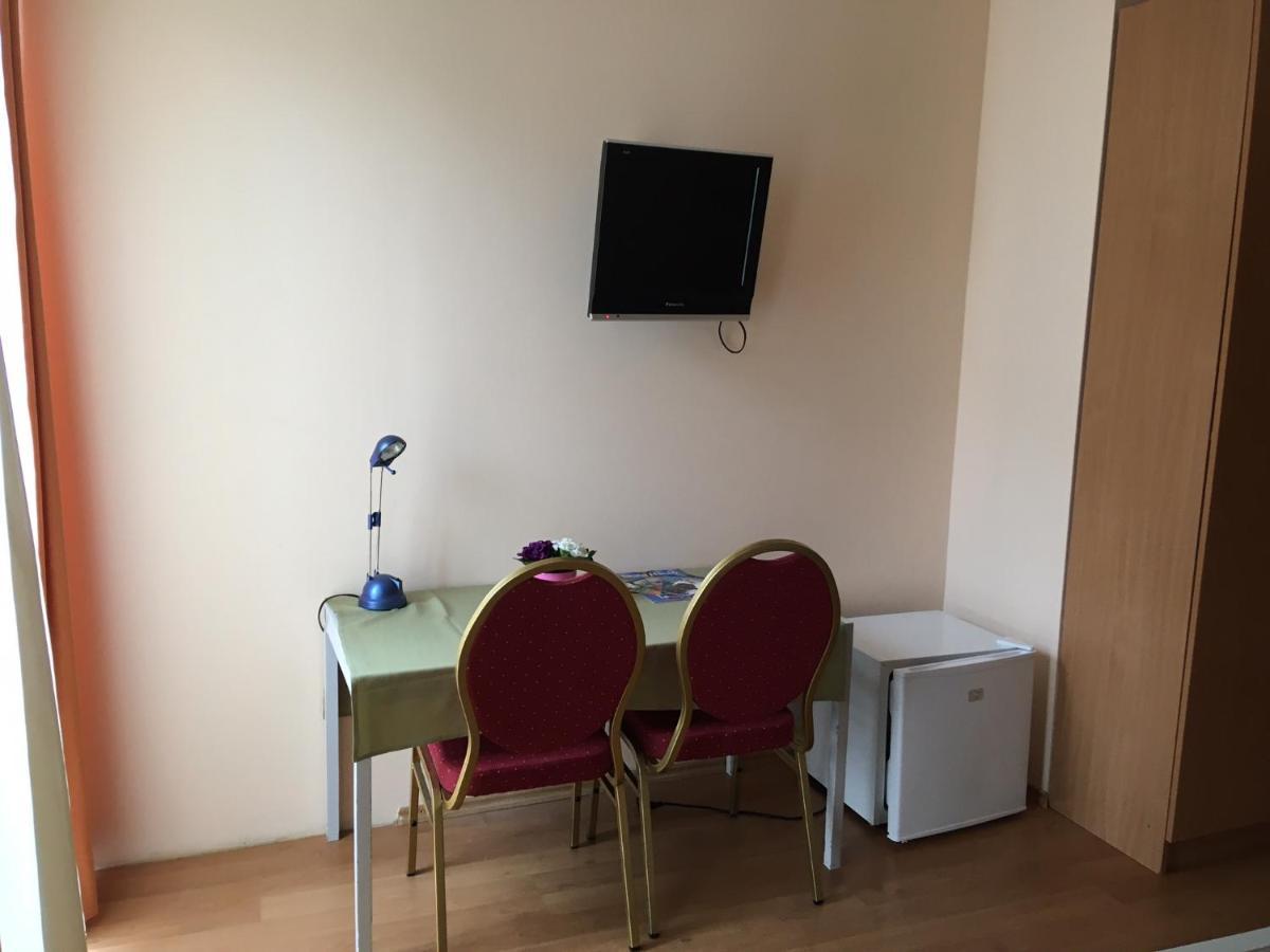Foter Panzio Ξενοδοχείο Baja Εξωτερικό φωτογραφία