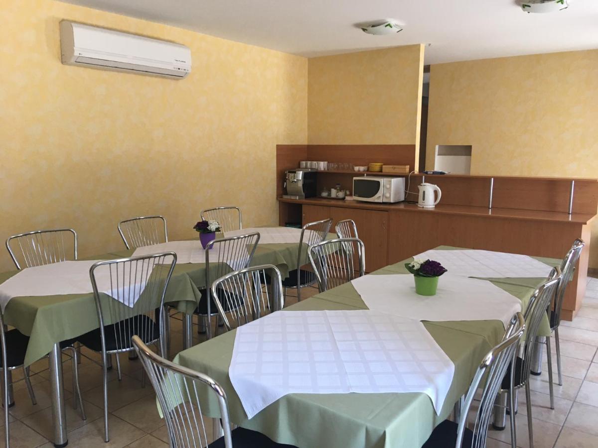 Foter Panzio Ξενοδοχείο Baja Εξωτερικό φωτογραφία